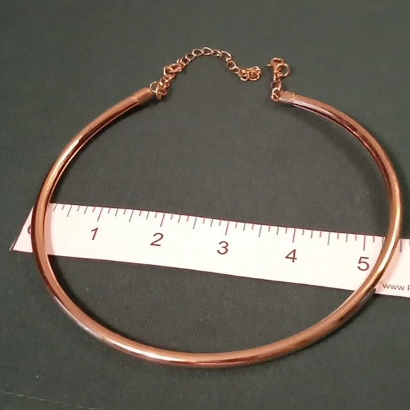 EUC Lot Of 4 Gold-Tone Statement Jewelry Including Choker, Peacock Pendant - Picture 8 of 10